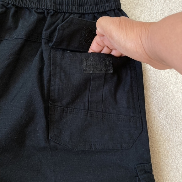 Men's Black Elasticated Cargo Shorts - New without Tags - Size UK Medium - Picture 4 of 16